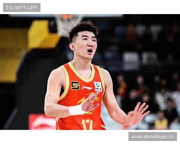 孙铭徽上场像开外挂，下地铁被认不出来——这种巨星隐形术哪学的